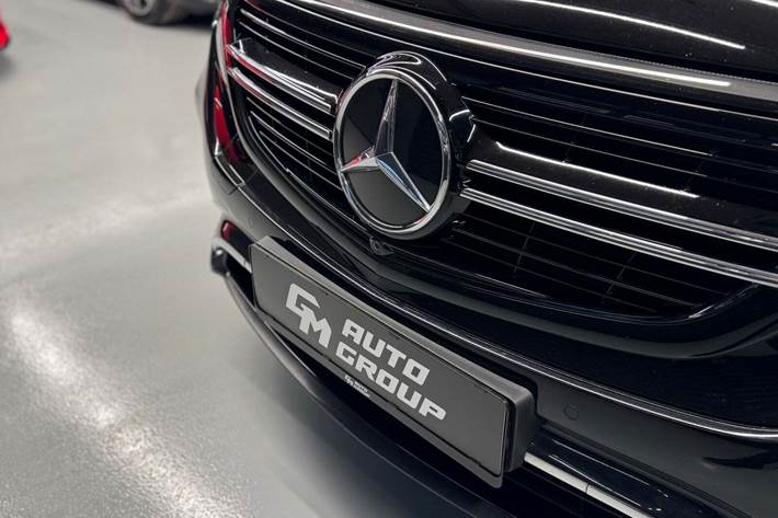 Sort Mercedes EQC400 fra 2021