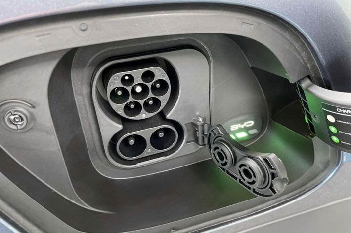 Blå BYD Sealion 7 fra 2024