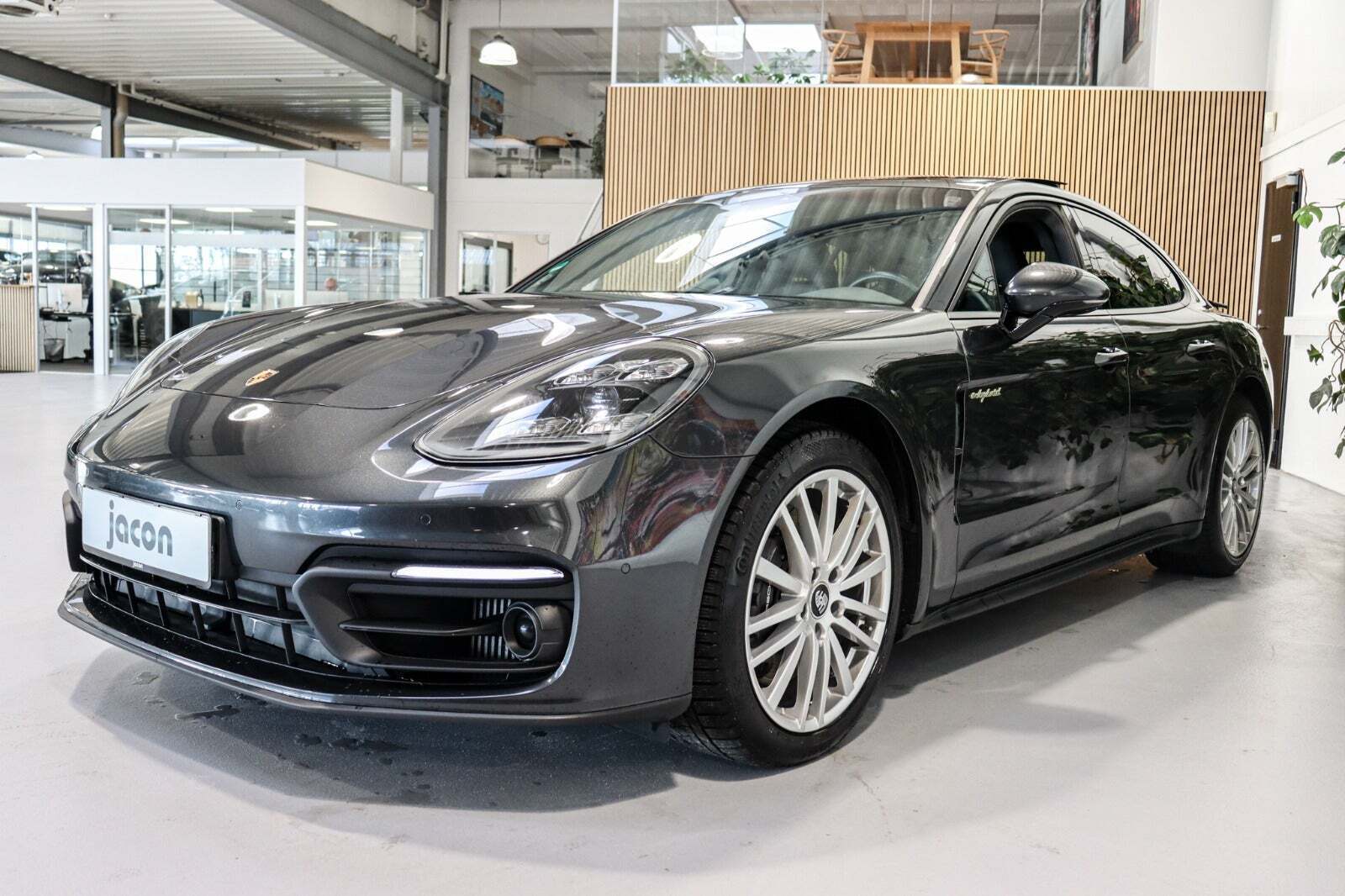 Porsche Panamera 4 2,9 E-Hybrid PDK