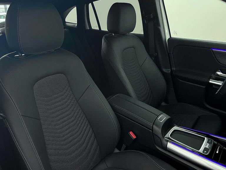 Mercedes EQA300 Progressive 4Matic