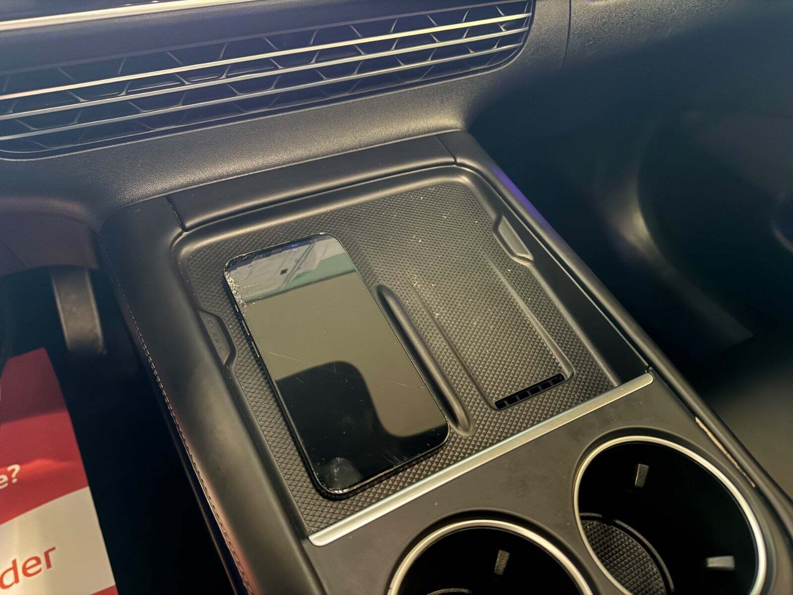 Sort Xpeng G6 fra 2024