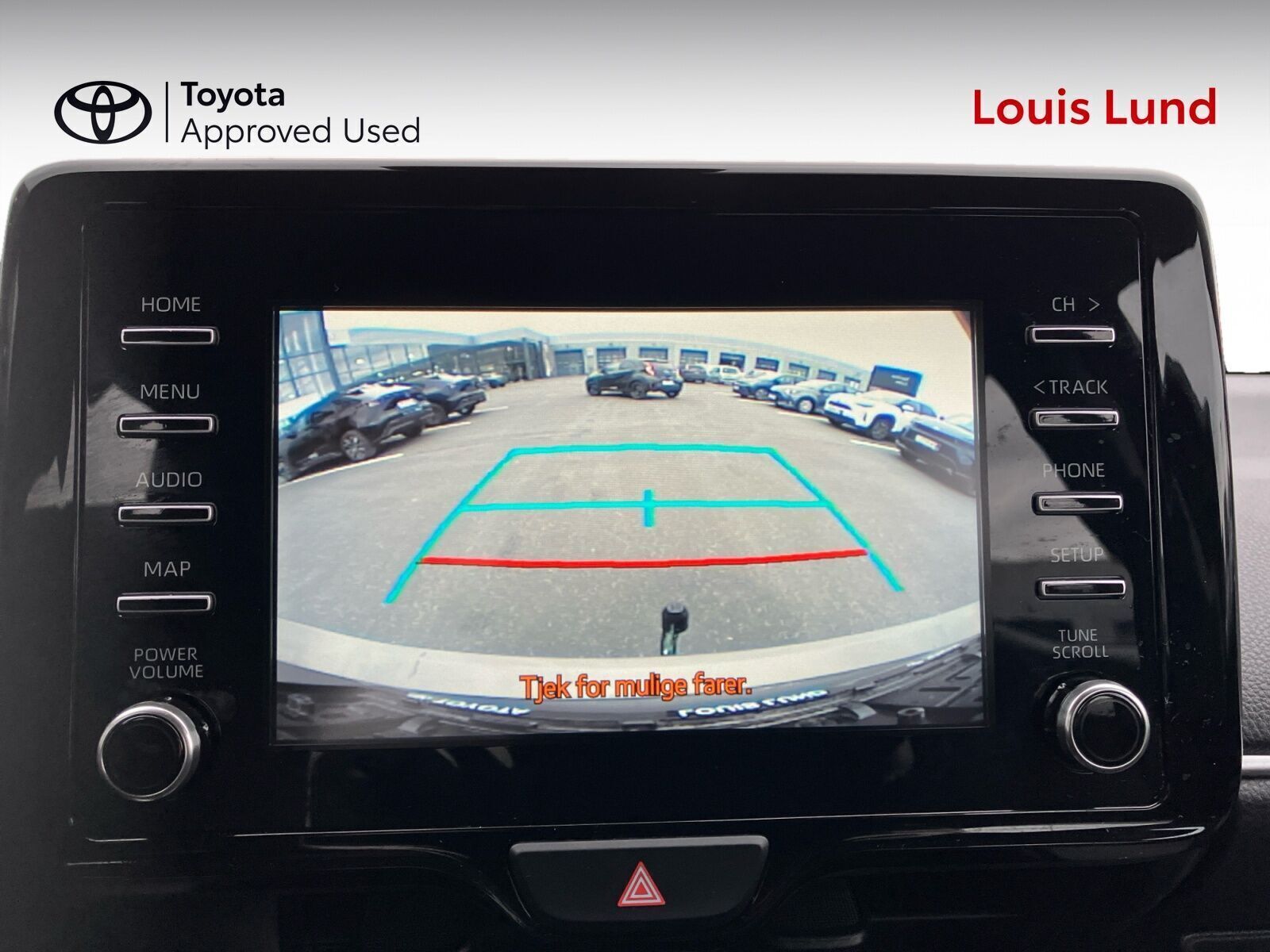 Bronze Toyota Yaris fra 2022