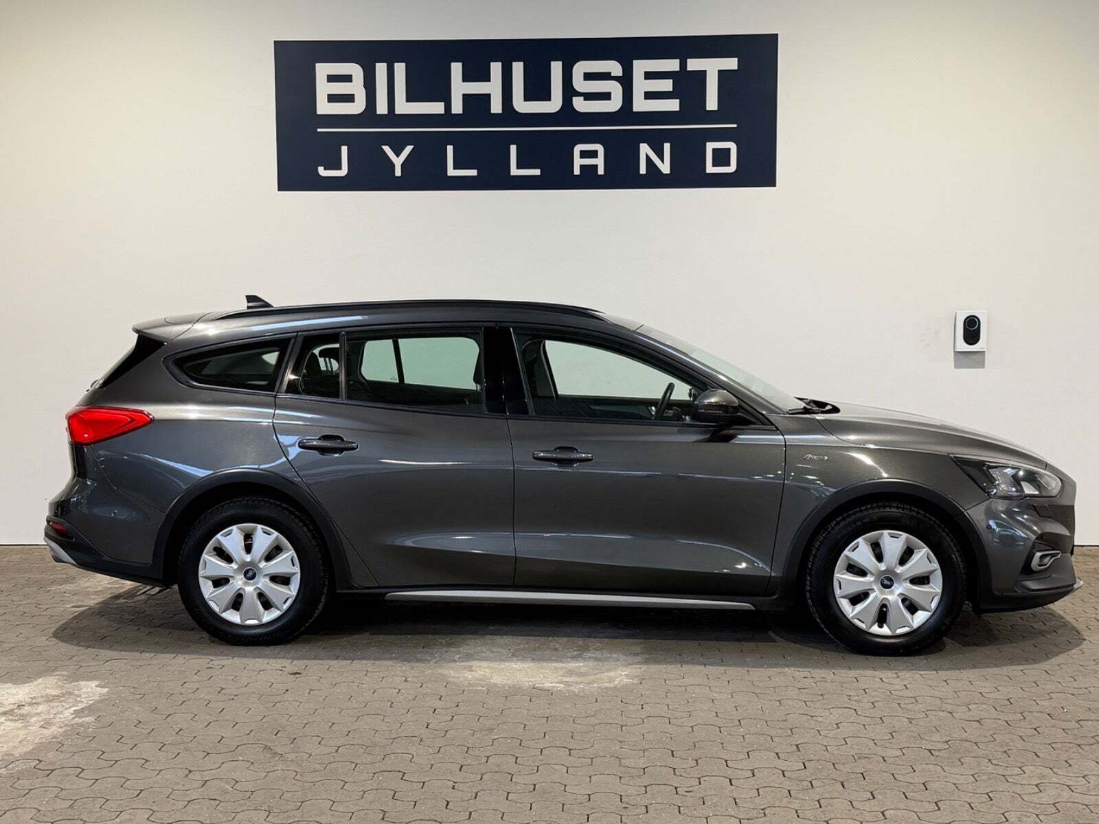 Grå Ford Focus fra 2019