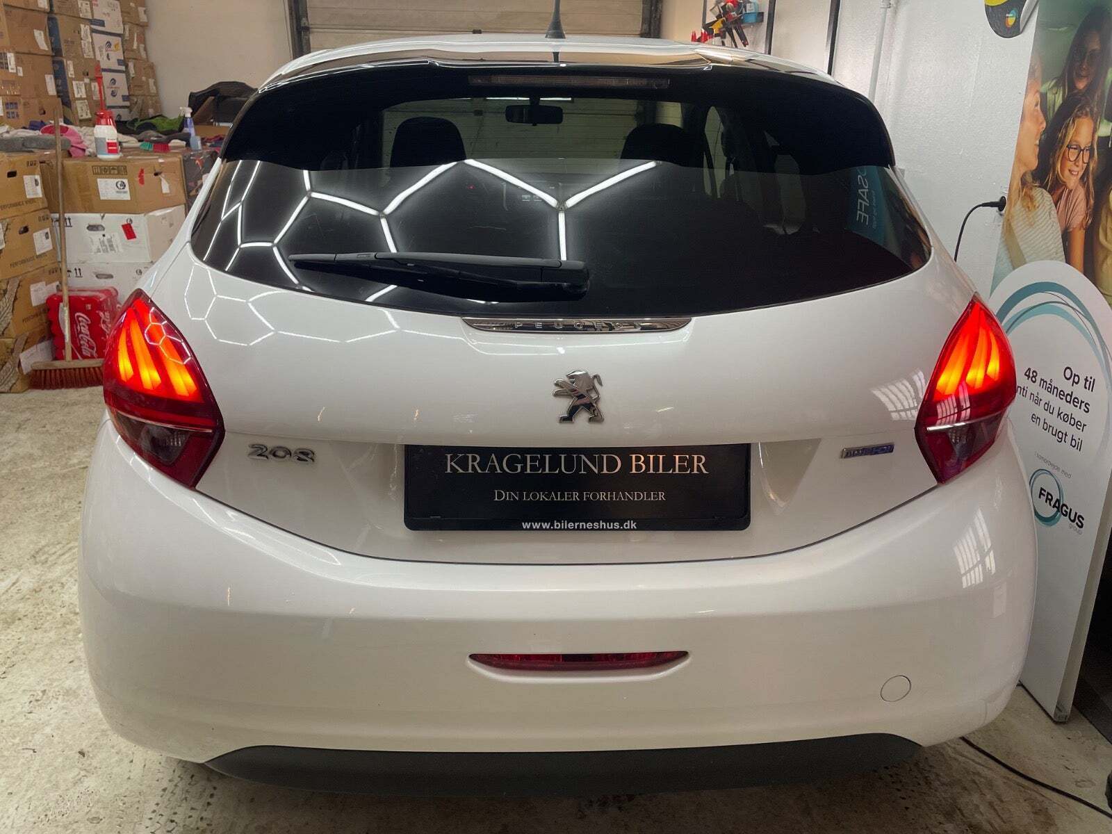 Peugeot 208 1,6 BlueHDi 100 Envy Sky