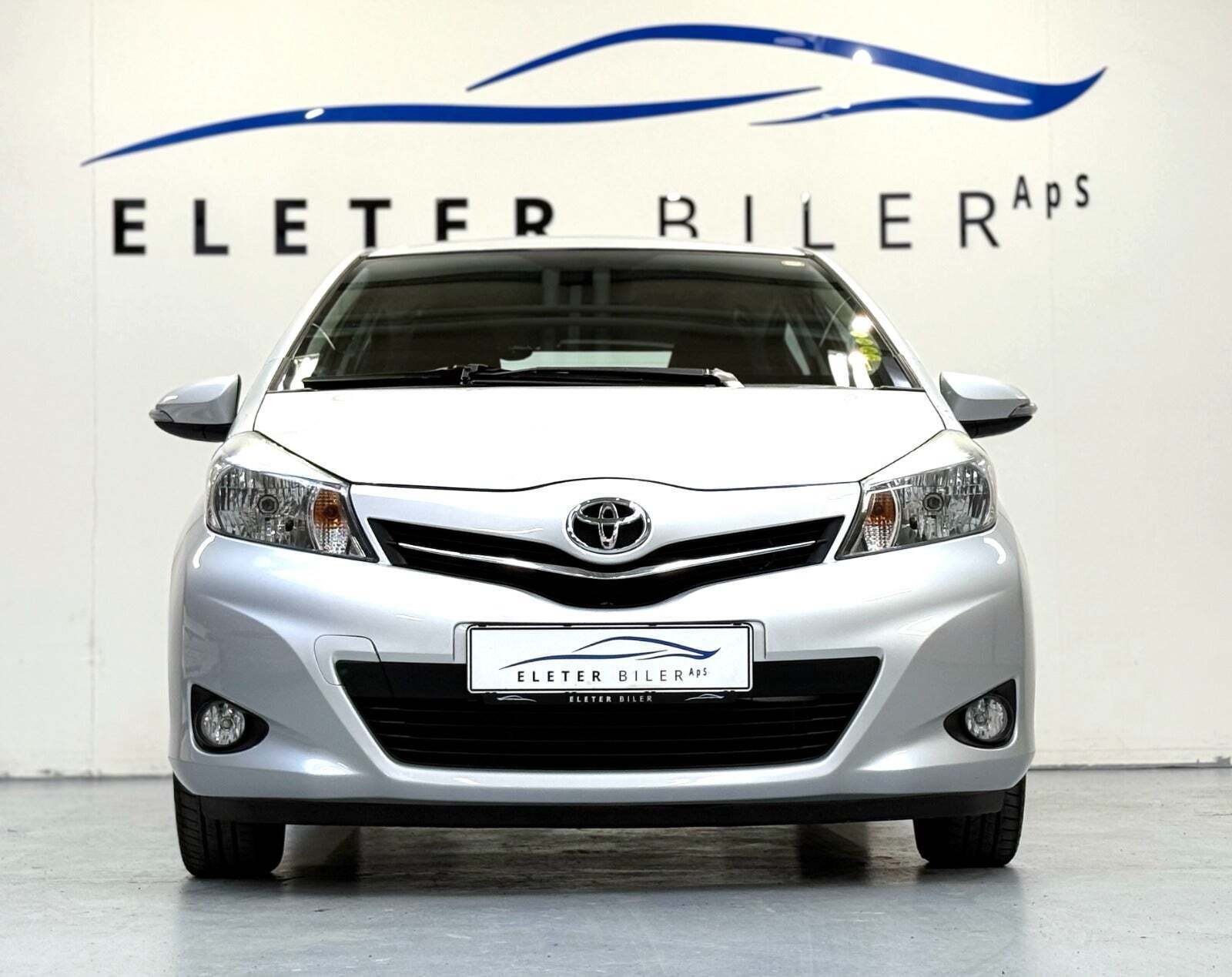 Toyota Yaris 1,0 VVT-i T2