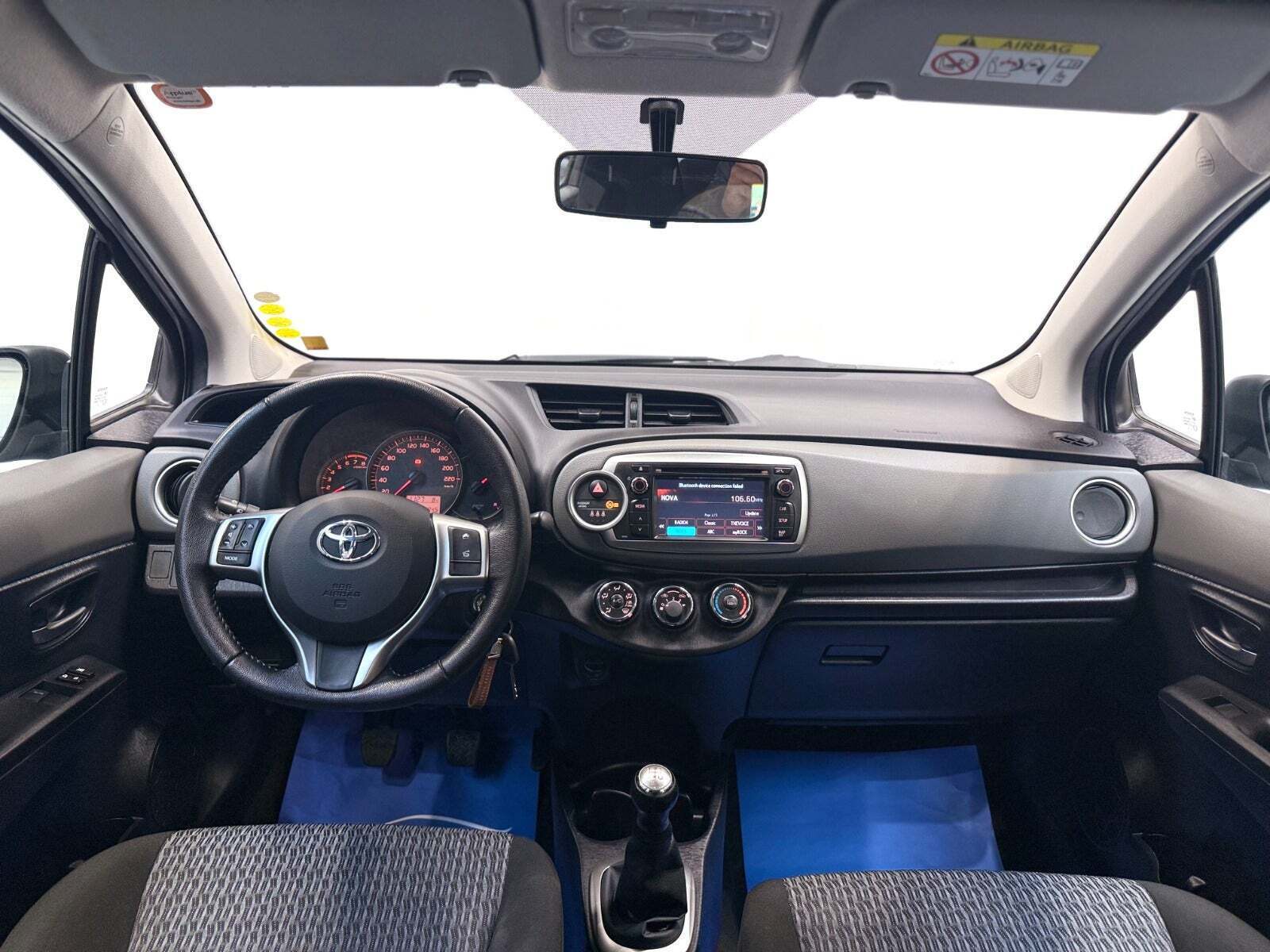 Toyota Yaris 1,0 VVT-i T2