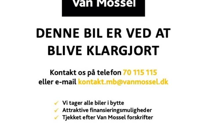 Orange Mini Cooper SE fra 2023