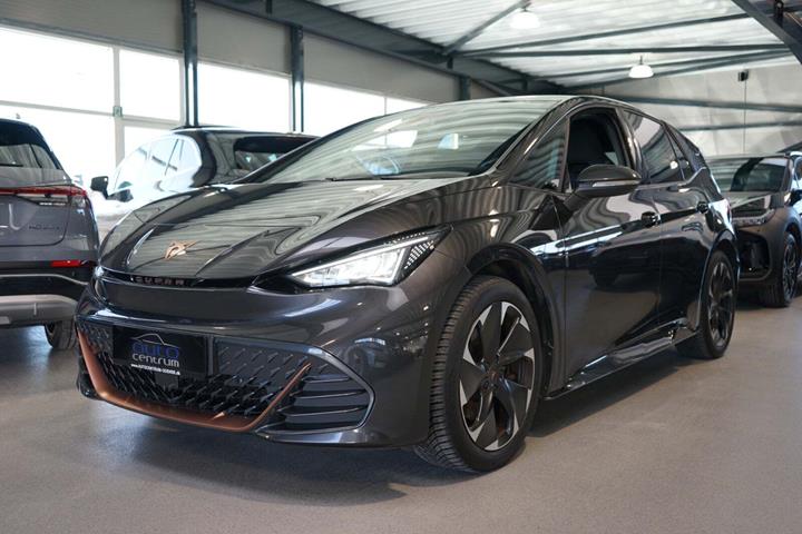 Grå Cupra Born fra 2023