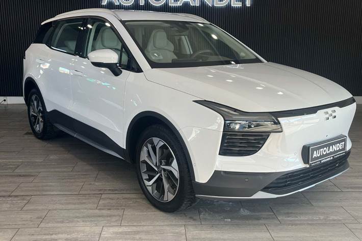 Hvid Aiways U5 fra 2021 set udefra