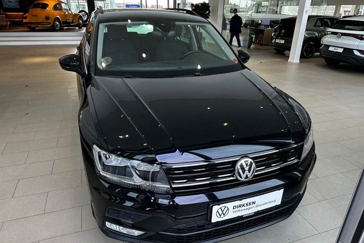 Sort VW Tiguan fra 2017