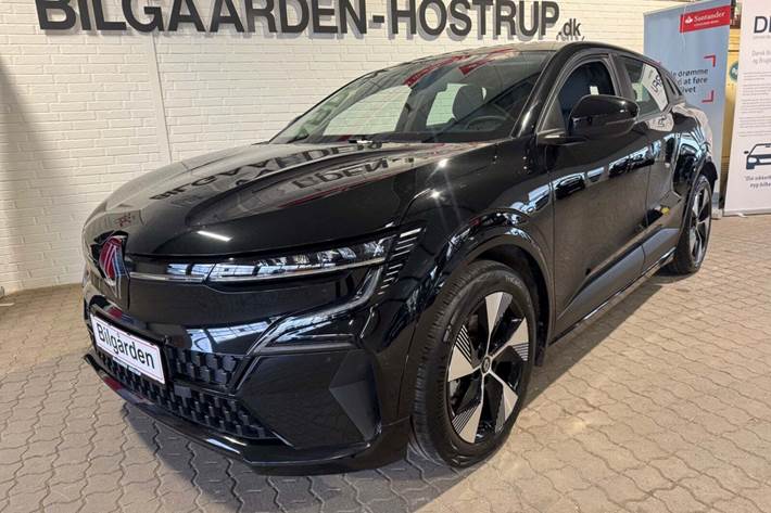 Sort Renault Megane E-Tech fra 2022 set udefra