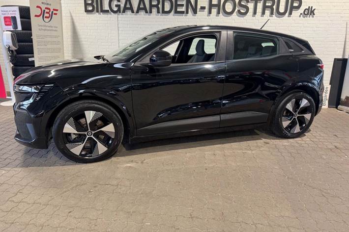 Sort Renault Megane E-Tech fra 2022