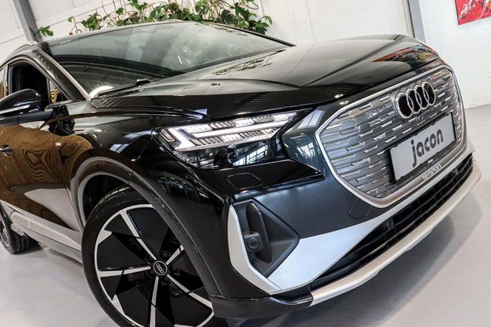 Sort Audi Q4 e-tron fra 2022