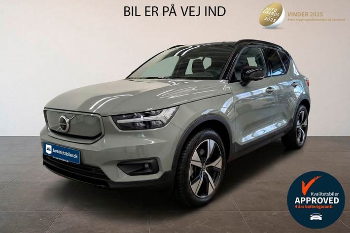 Grøn Volvo XC40 fra 2020 set udefra
