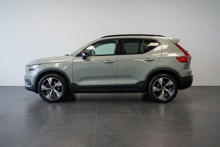Grøn Volvo XC40 fra 2020