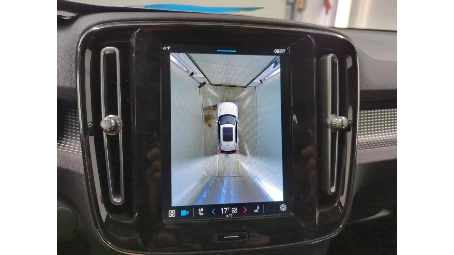 Grøn Volvo XC40 fra 2020