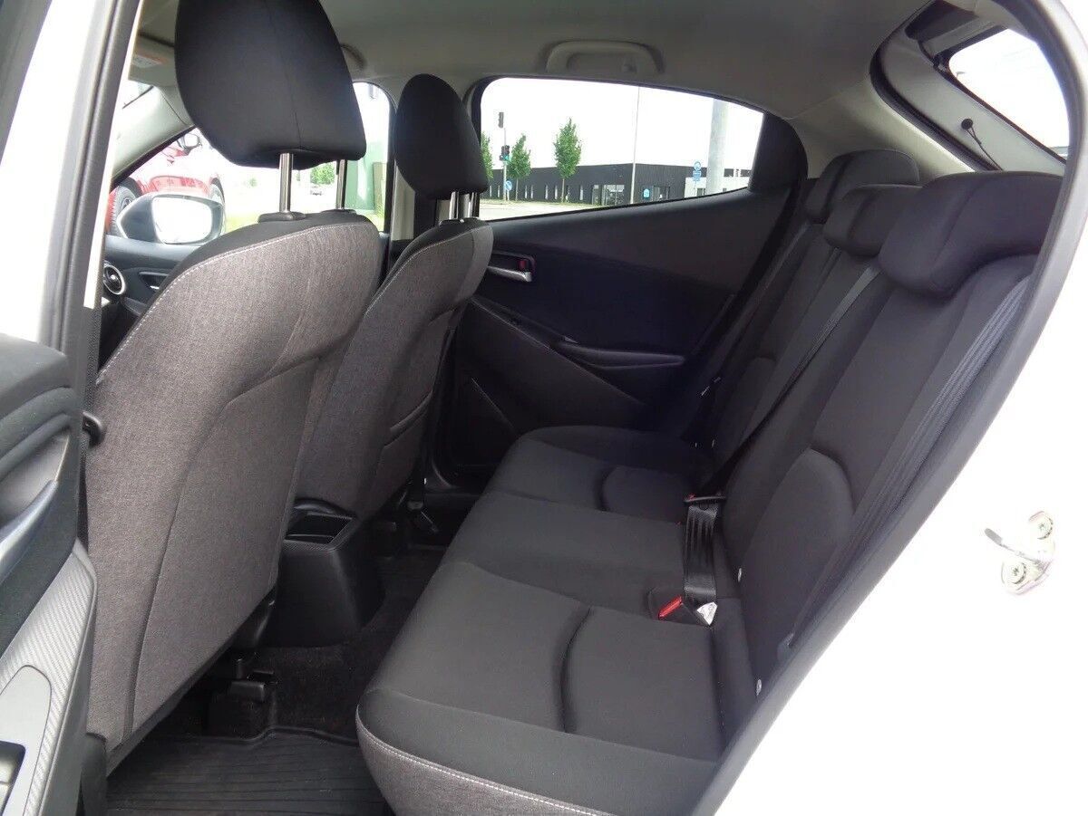 Mazda 2 1,5 e-Skyactiv-G  Mild hybrid Exclusive-Line 90HK 5d 6g