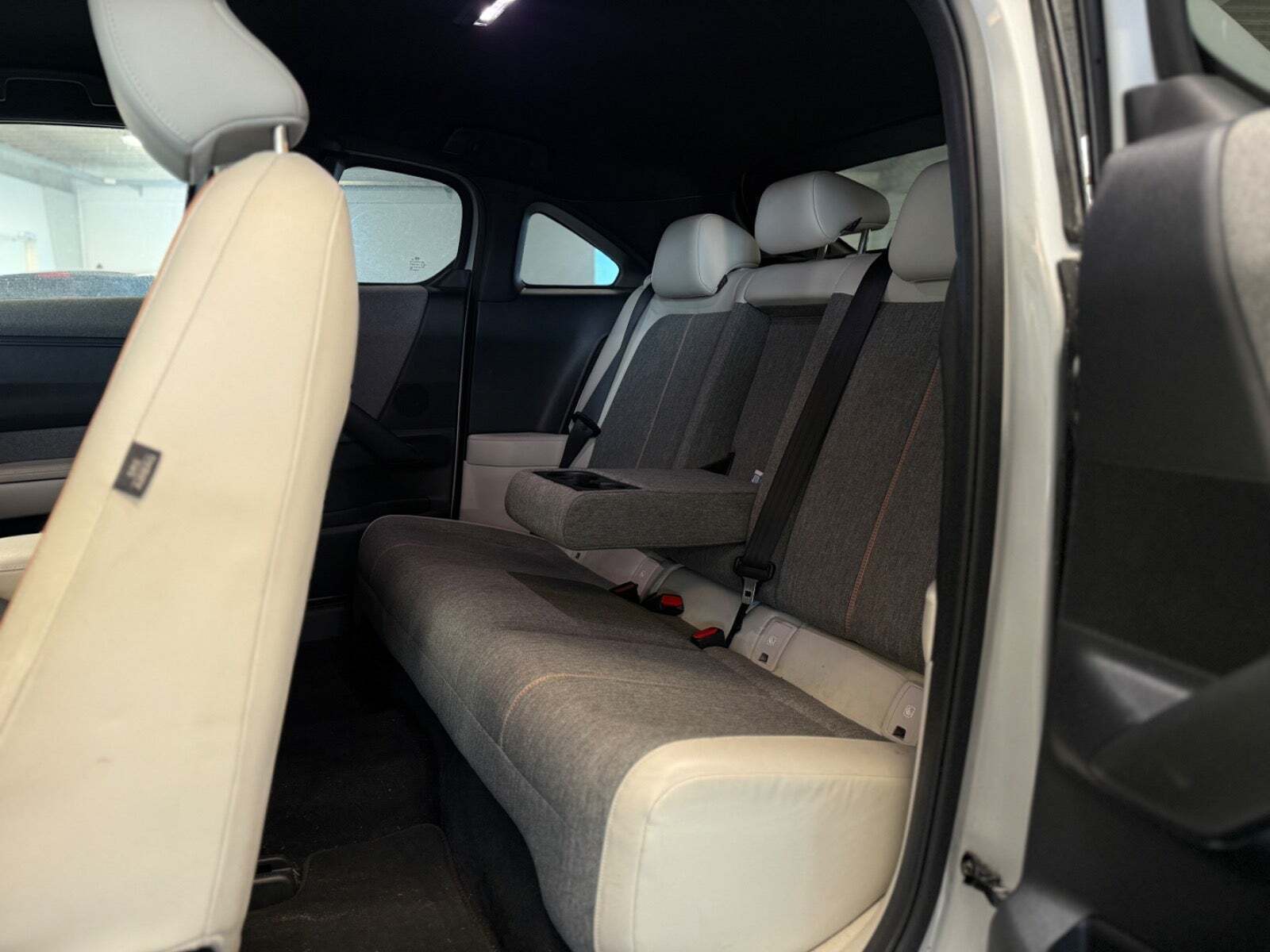 Mazda MX-30 e-SkyActiv First Edition