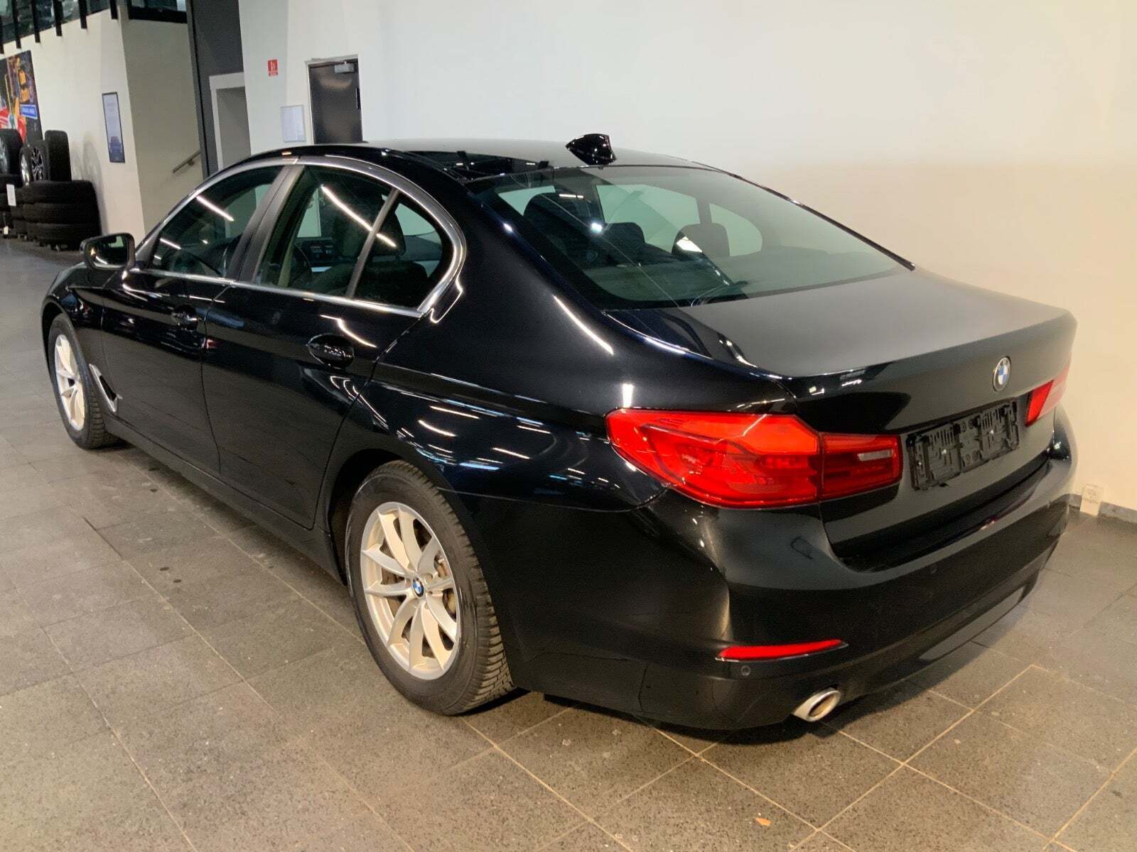 BMW 520d 2,0 Connected aut.