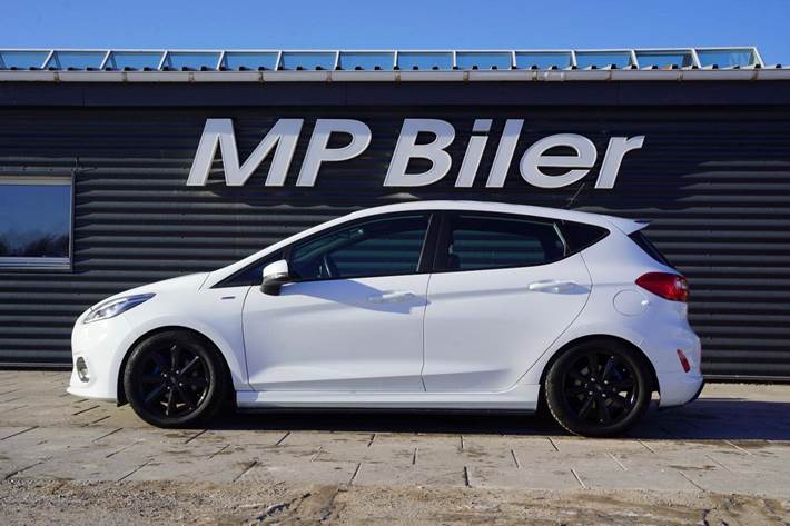 Hvid Ford Fiesta fra 2019