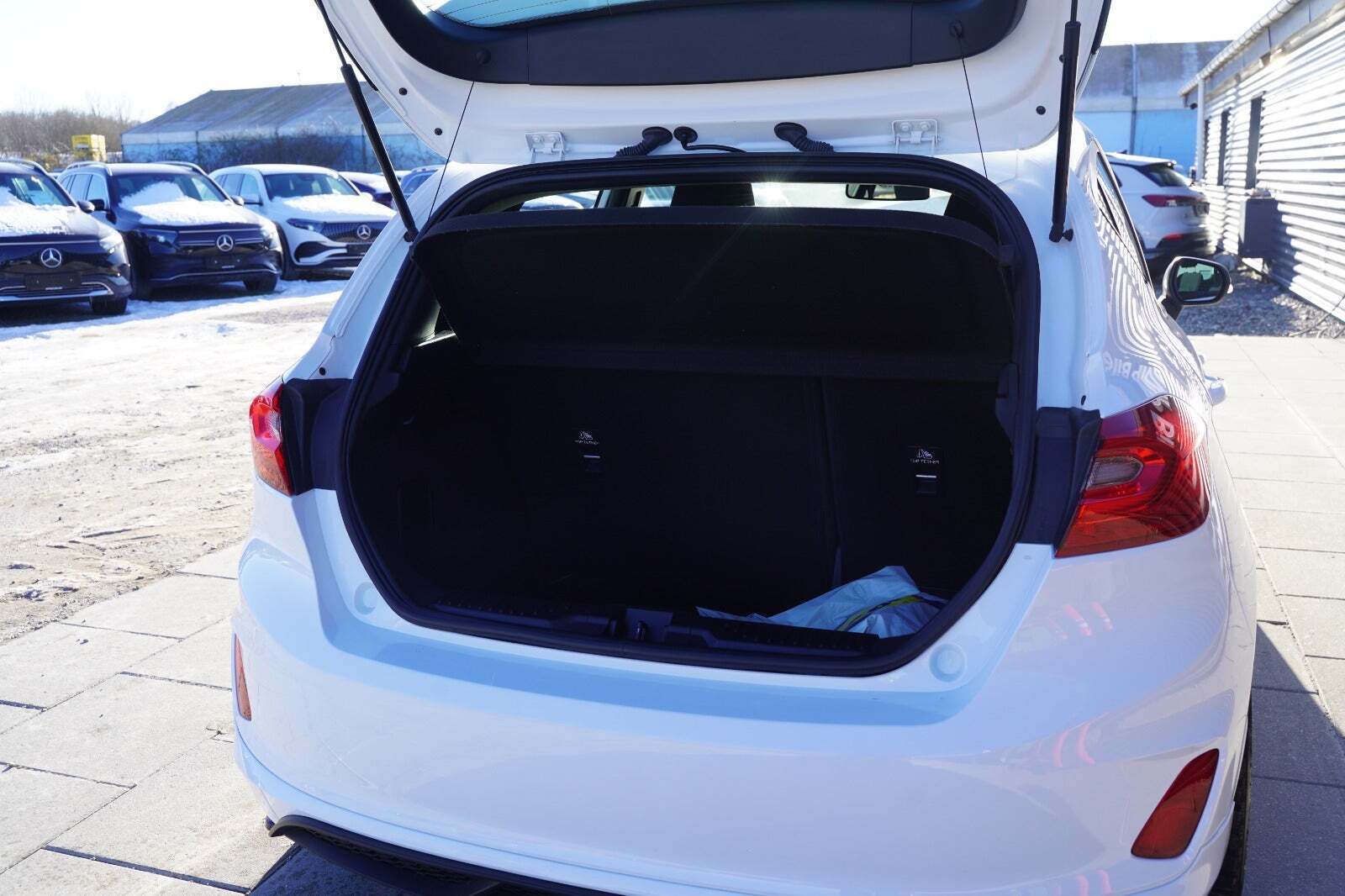 Hvid Ford Fiesta fra 2019