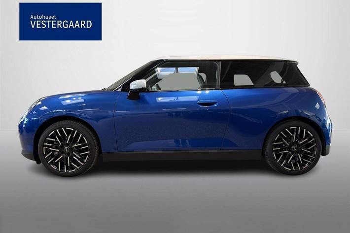 Blå Mini Cooper SE fra 2024