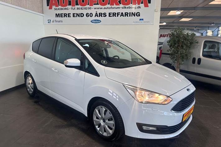 Hvid Ford C-MAX fra 2018 set udefra