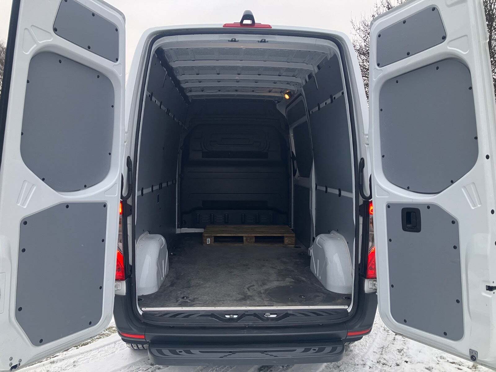 Mercedes eSprinter 312 A2 Kassevogn 3p