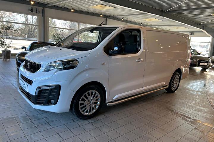 Hvid Peugeot Expert fra 2024