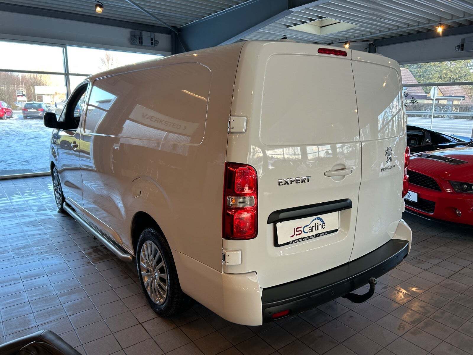 Hvid Peugeot Expert fra 2024