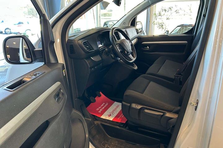 Hvid Peugeot Expert fra 2024