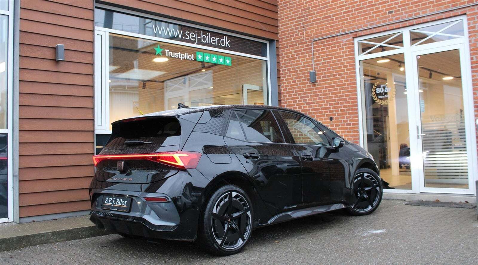 Sort Cupra Born fra 2025