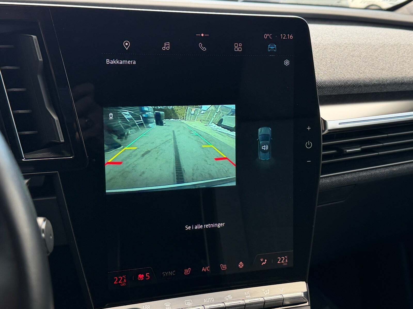 Hvid Renault Megane E-Tech fra 2022