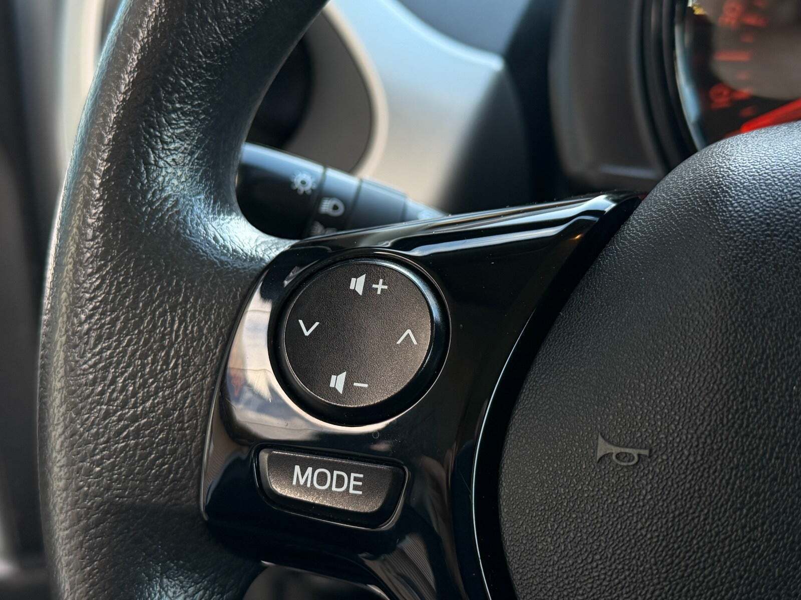 Sølv Peugeot 108 fra 2016