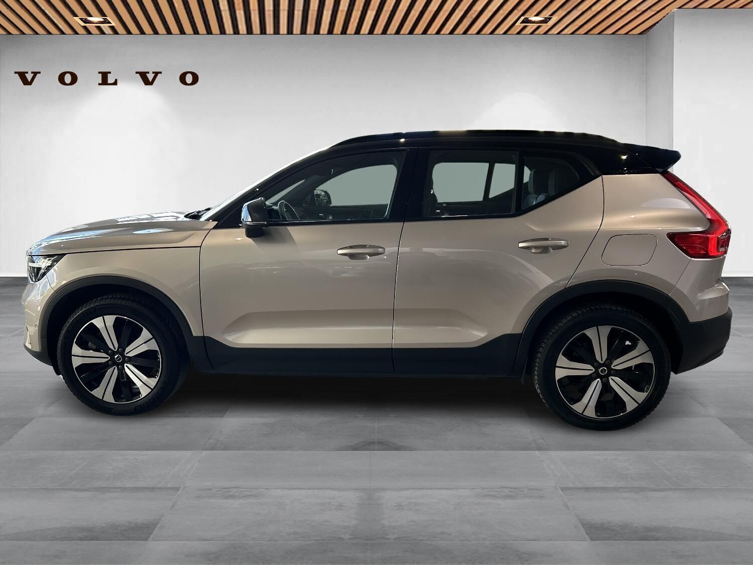 Volvo XC40 P8 Recharge Twin Ultimate AWD 408HK 5d Aut.