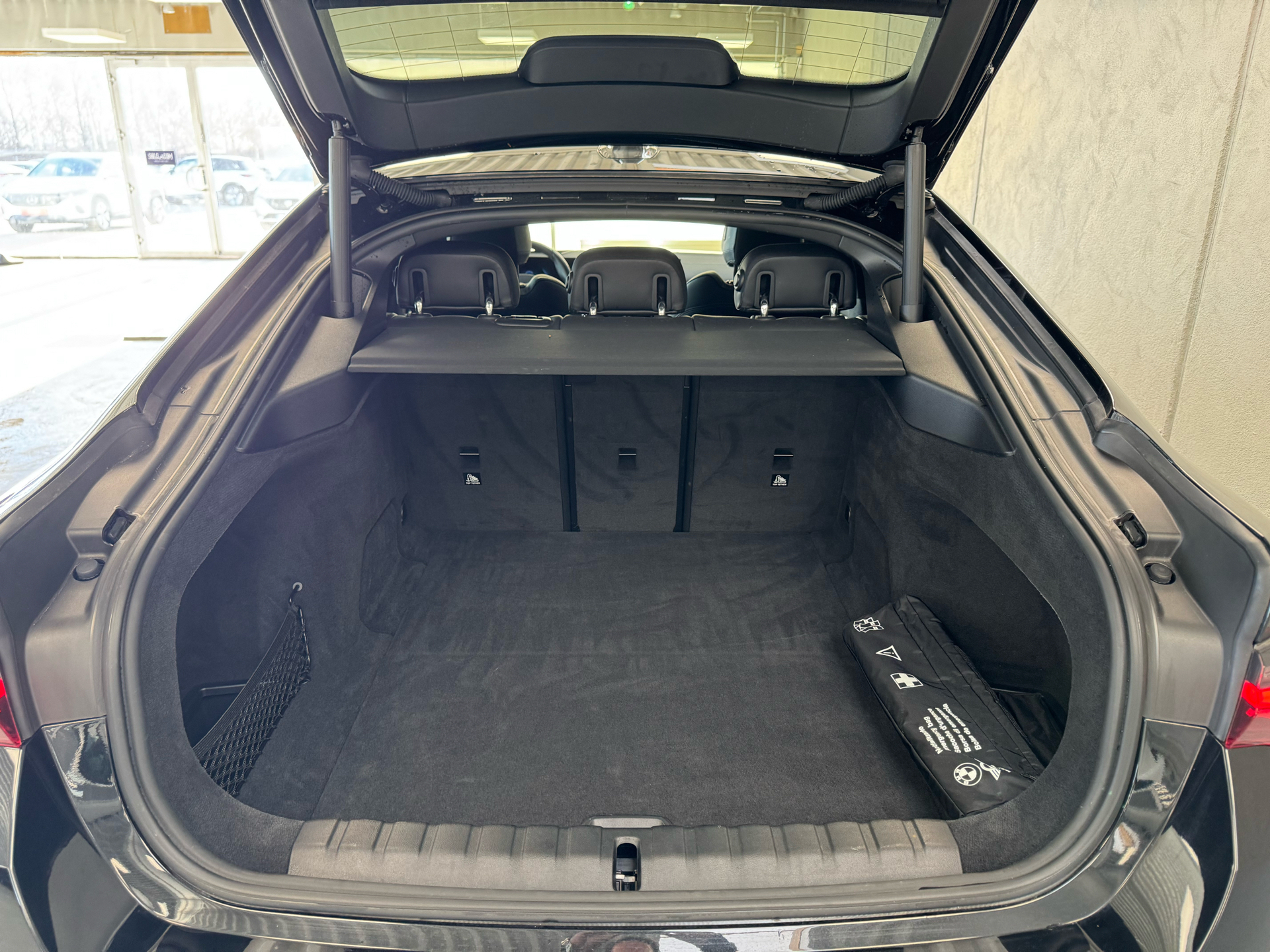 Sort BMW i4 fra 2024