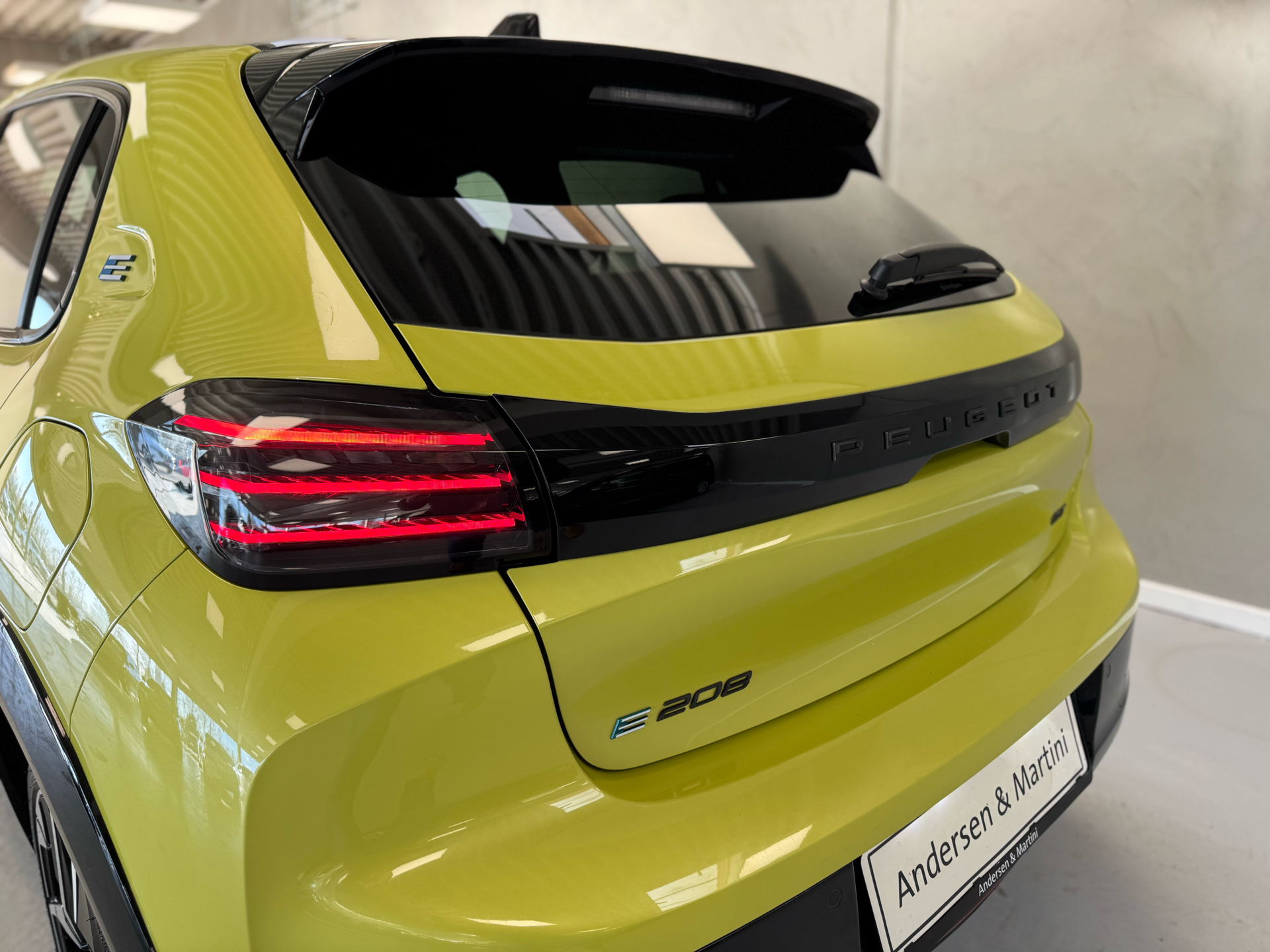 Peugeot e-208 EL GT 156HK 5d Aut.