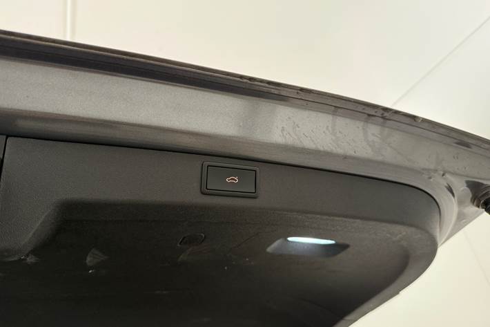 Grå Skoda Enyaq fra 2023