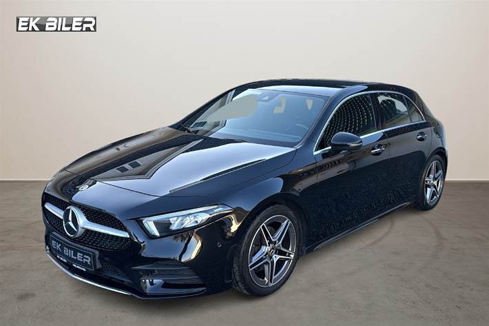 Sort Mercedes A200 d fra 2020 set udefra