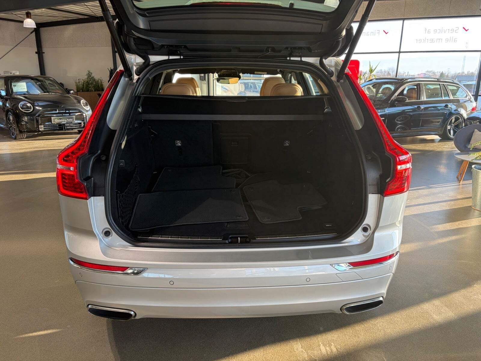 Sølv Volvo XC60 fra 2020