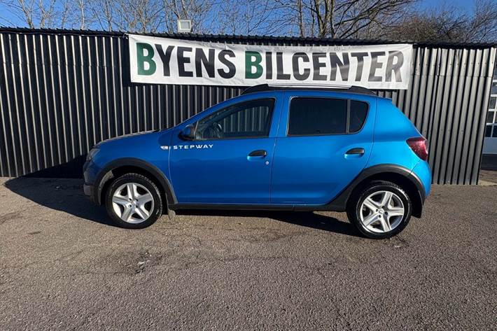 undefined Dacia Sandero Stepway fra 2016