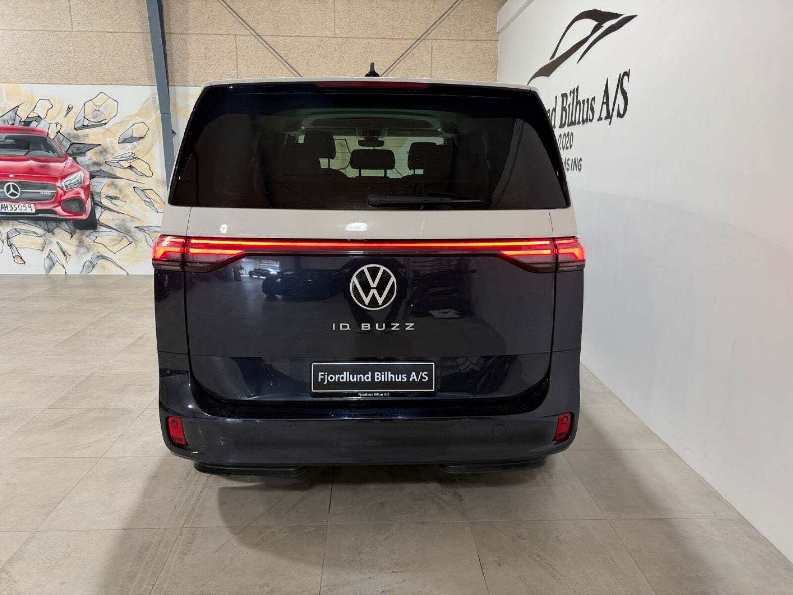 VW ID.Buzz 79 Pro SWB