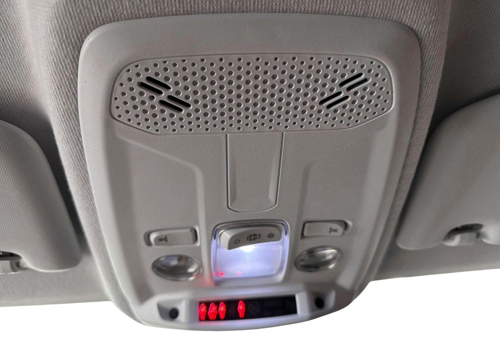 Sort Opel Corsa fra 2020