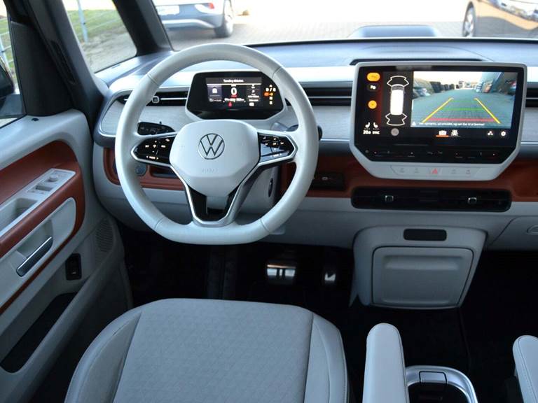 VW ID.Buzz 77 Pro SWB