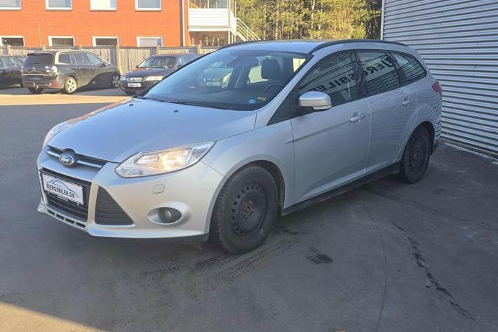 Sølv Ford Focus fra 2012