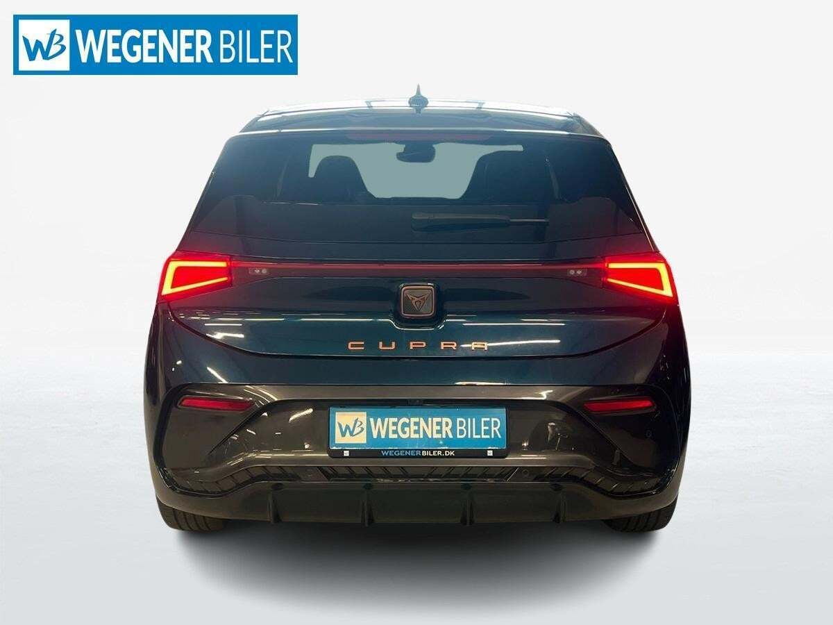 Cupra Born 77 e-Boost Dinamica Pack High