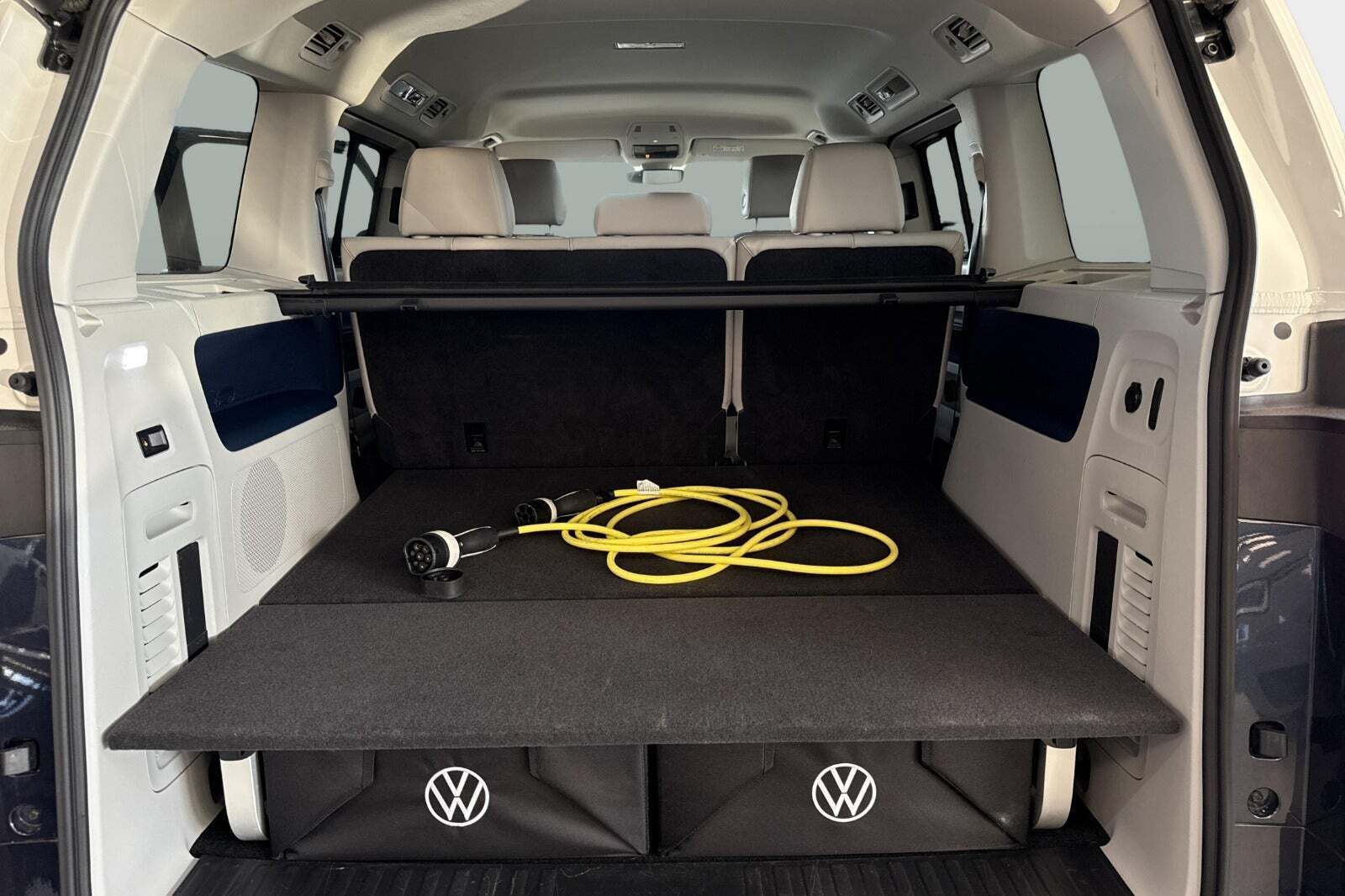 Hvid VW ID.Buzz fra 2025