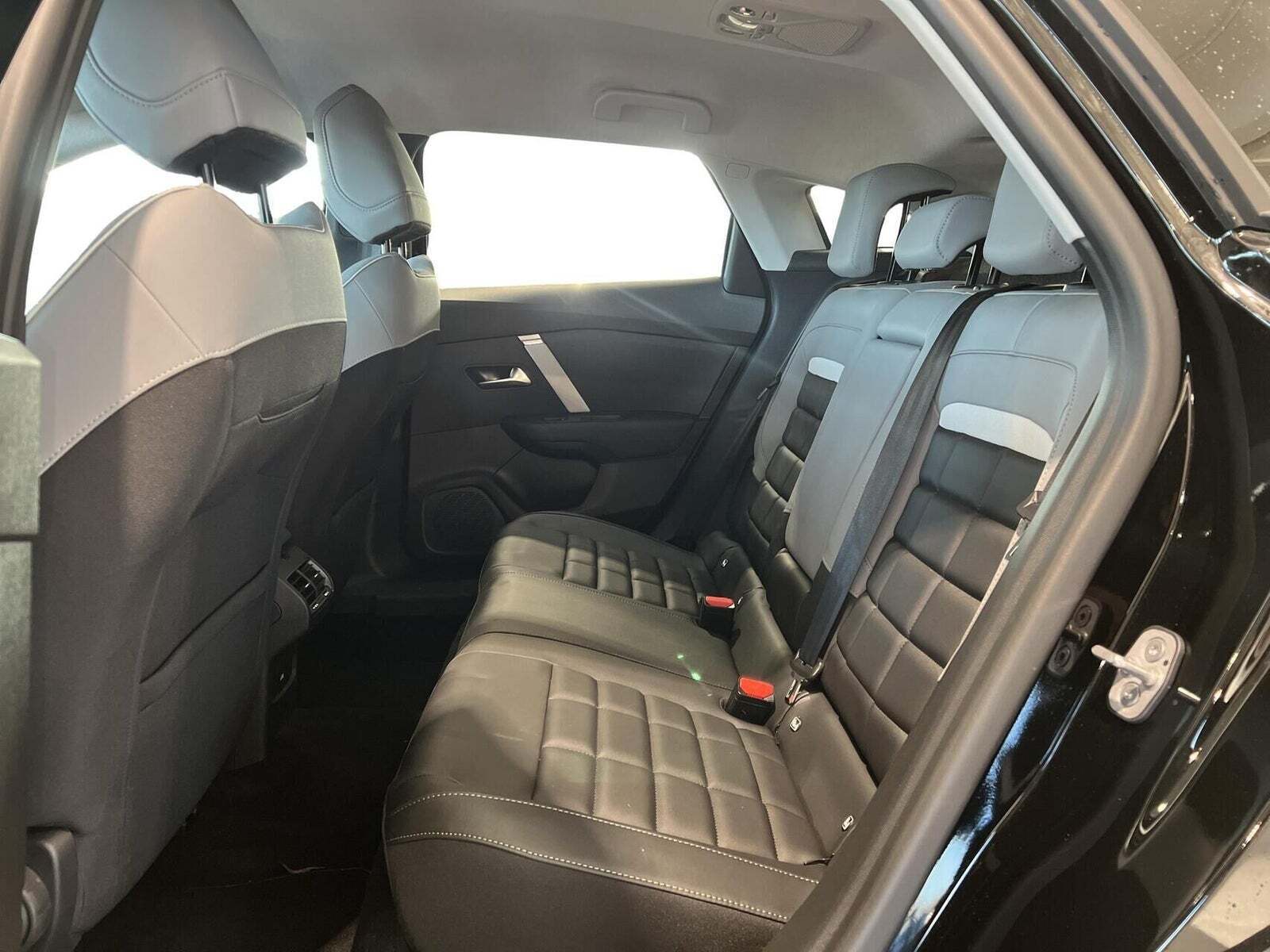 Citroën ë-C4 54 Max