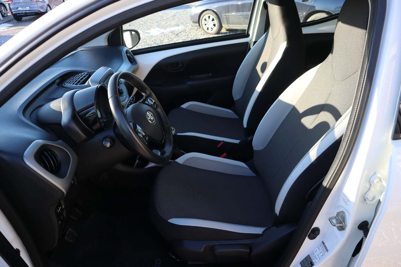 Toyota Aygo 1,0 VVT-i x-play