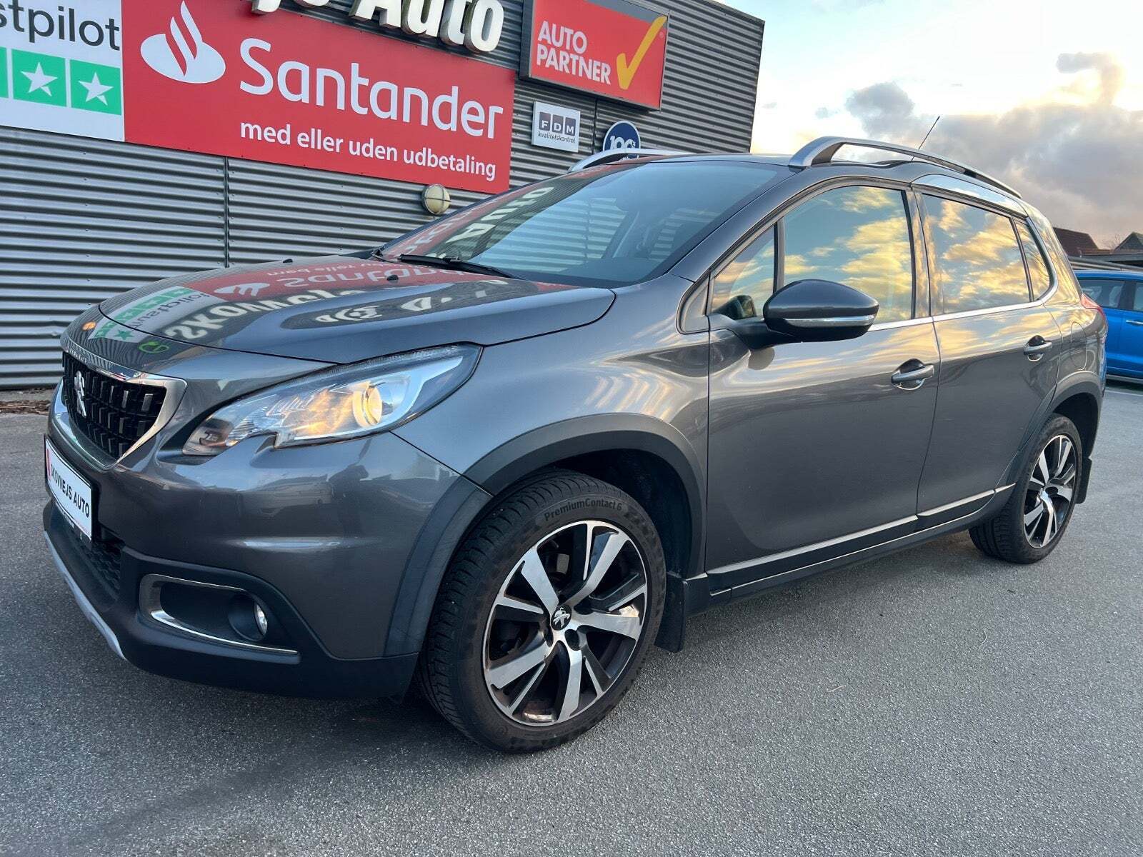 Peugeot 2008 1,6 BlueHDi 100 Allure Sky